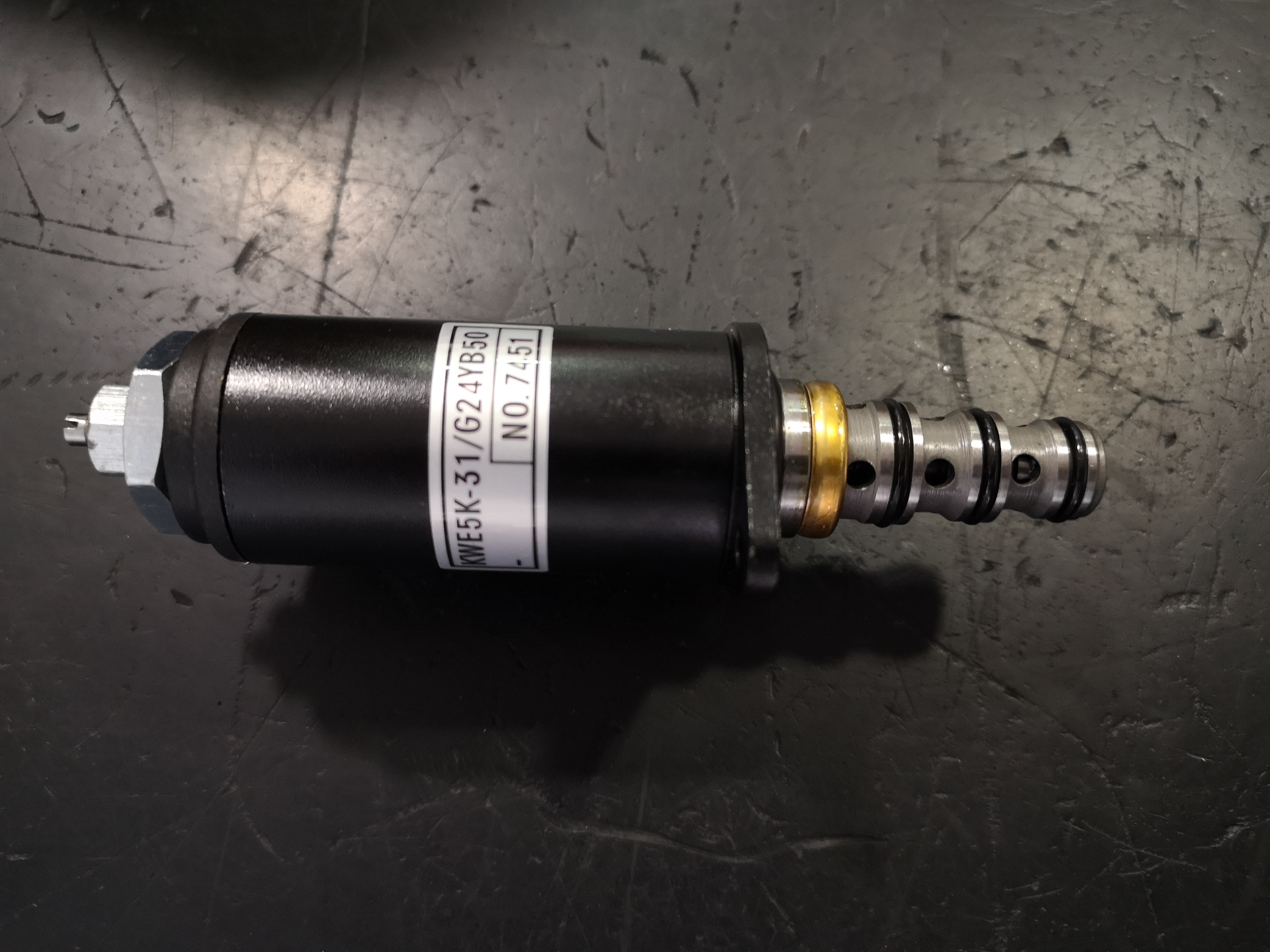 YT35V00006F1